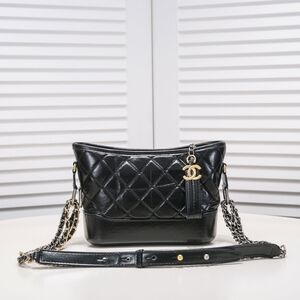 <AUTHENTIC>CHANEL bag